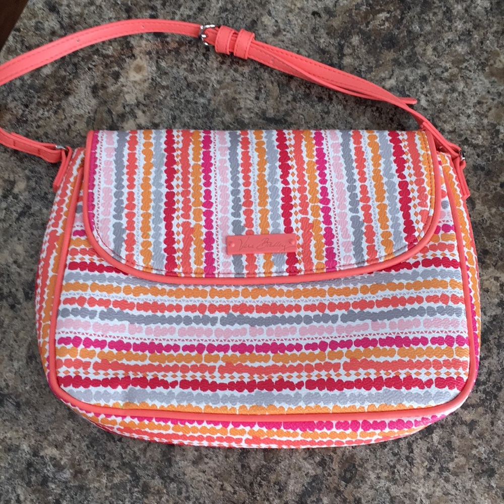Vera Bradley Satchel!